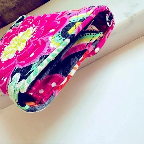 Vera Bradley Ziggy Zinnia Turn Wallet - Picture 5 of 7